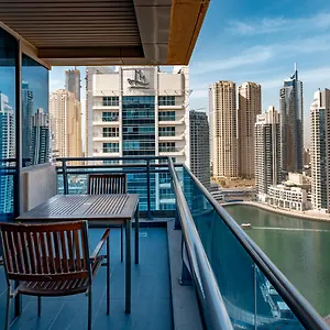 Radisson Blu Residence, Marina Apart-hotel Dubai